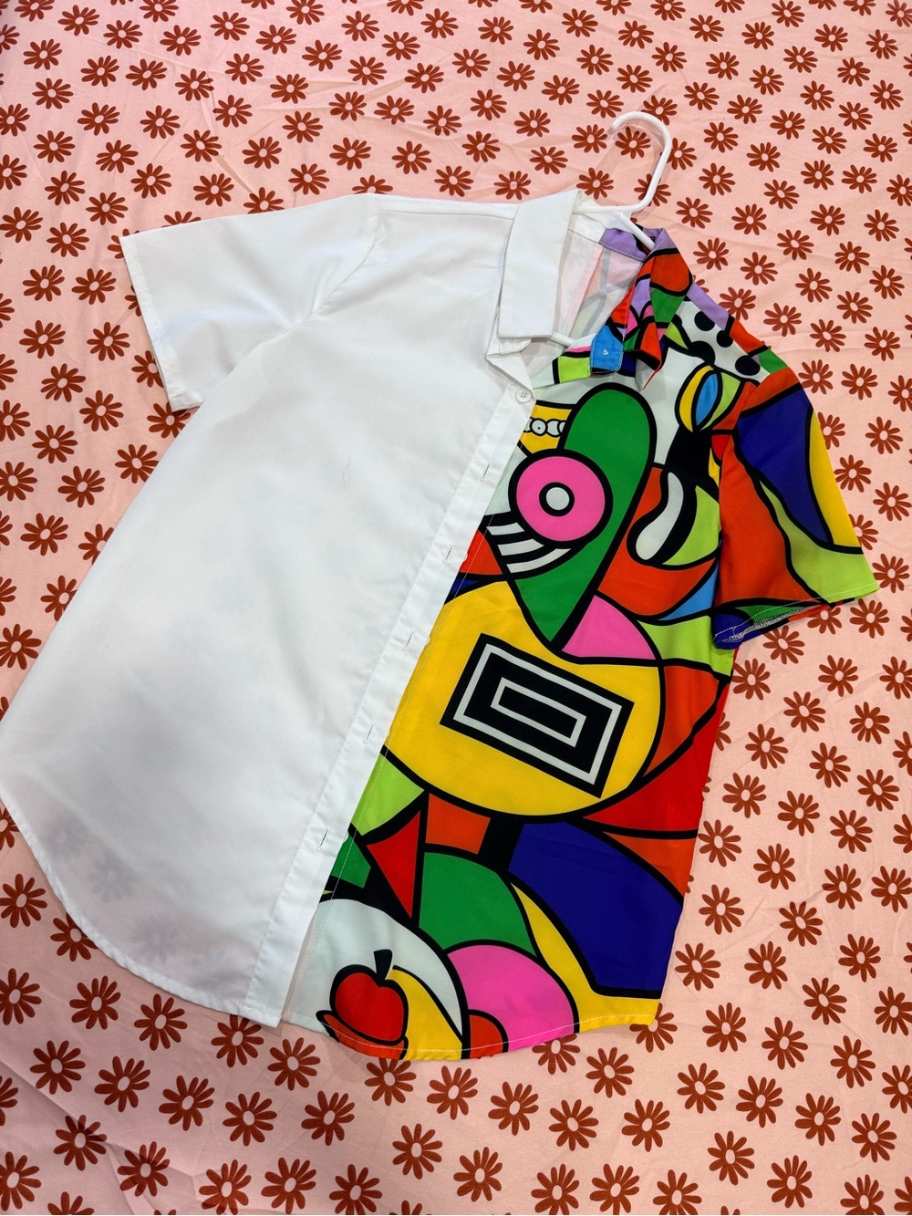Kids Short-Sleeve Colorblock Shirt with Vibrant Graphic Panel